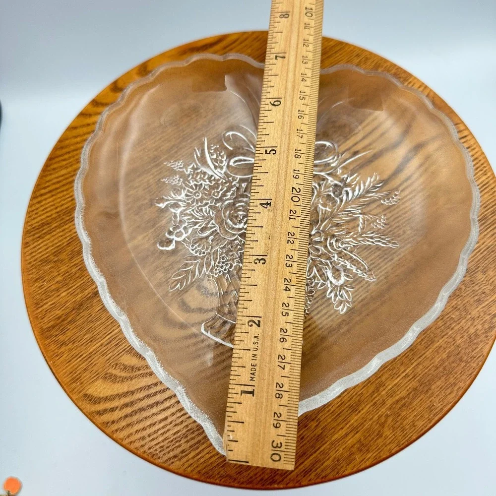Mikasa‎ Endearment Heart Crystal Candy Dish with Embossed Flower Basket